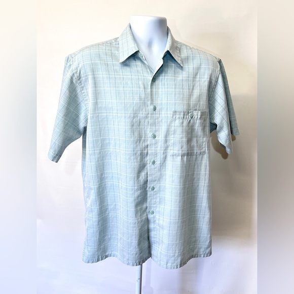 DAVID TAYLOR Light blue and white plaid short sleeve shirt size M. - Picture 7 of 12